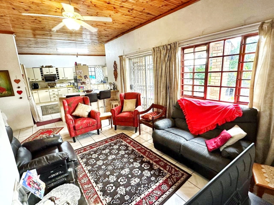 4 Bedroom Property for Sale in Vanes Estate Eastern Cape